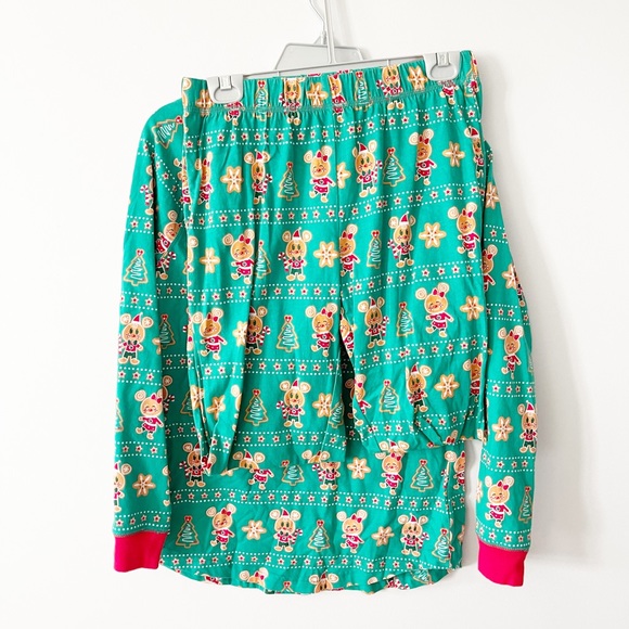 ✨ NWT Mickey Mouse Gingerbread Adult Pajamas | Disney - Picture 4 of 5